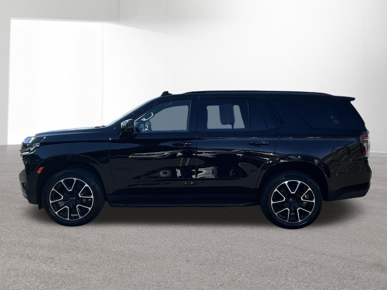 Used 2021 Chevrolet Tahoe RST w/ Luxury Package AWD/4WD image 6