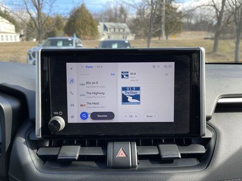 Certified 2023 Toyota RAV4 LE image 9