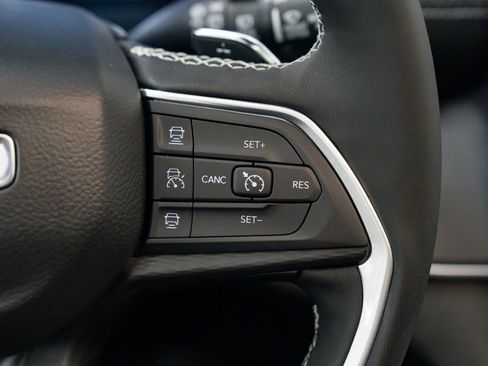 New 2026 Jeep Grand Cherokee L 4WD image 16