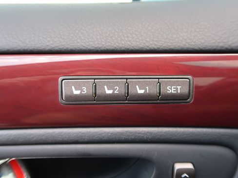 Used 2008 Lexus LS 460 image 24