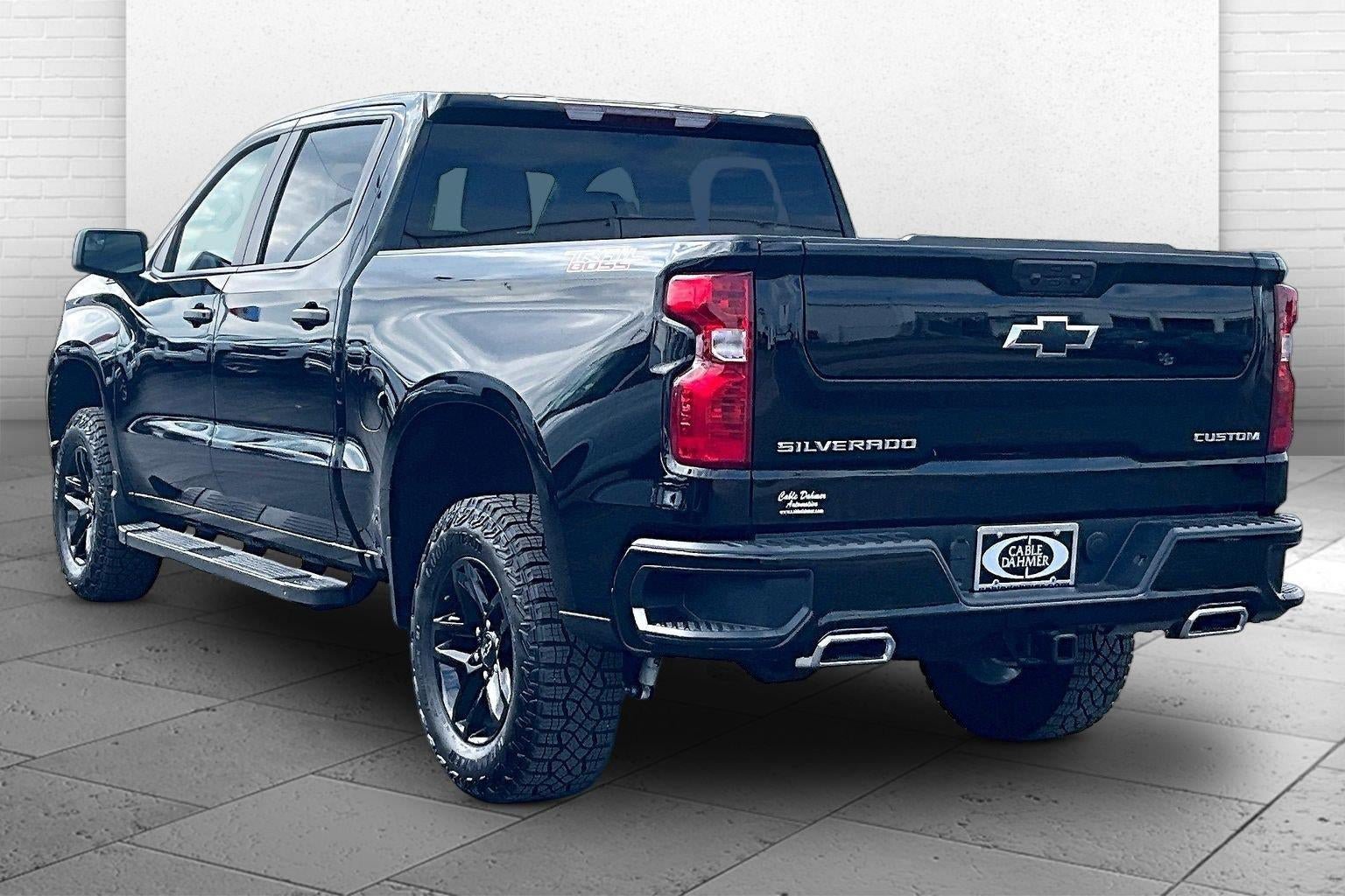 Used 2026 Chevrolet Silverado 1500 Custom Trail Boss AWD/4WD image 11