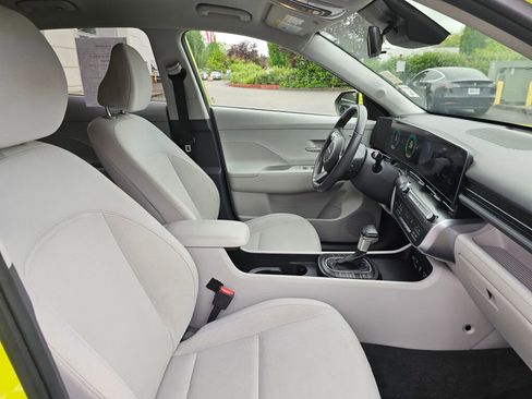 Used 2024 Hyundai Kona SEL FWD image 11