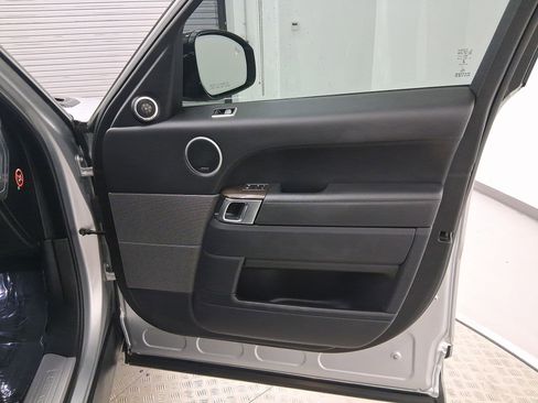Used 2018 Land Rover Range Rover Sport HSE Dynamic image 35