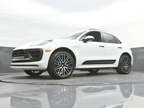 New 2026 Porsche Macan S AWD/4WD image 28