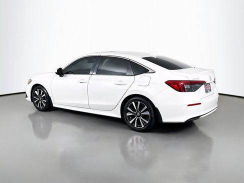 Used 2024 Honda Civic EX image 7