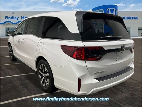 New 2026 Honda Odyssey EX-L image 3