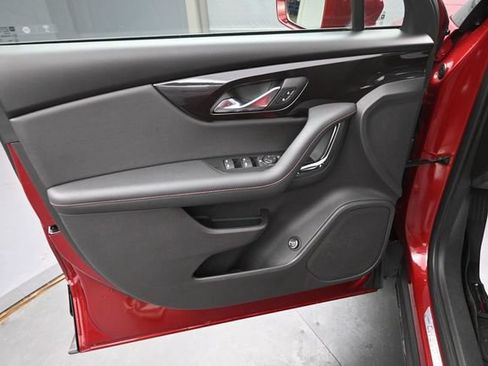 Used 2019 Chevrolet Blazer RS w/ Sun and Wheels Package AWD/4WD image 20