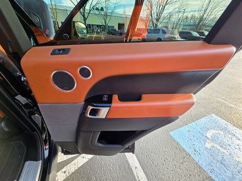 Used 2014 Land Rover Range Rover Sport Supercharged image 40