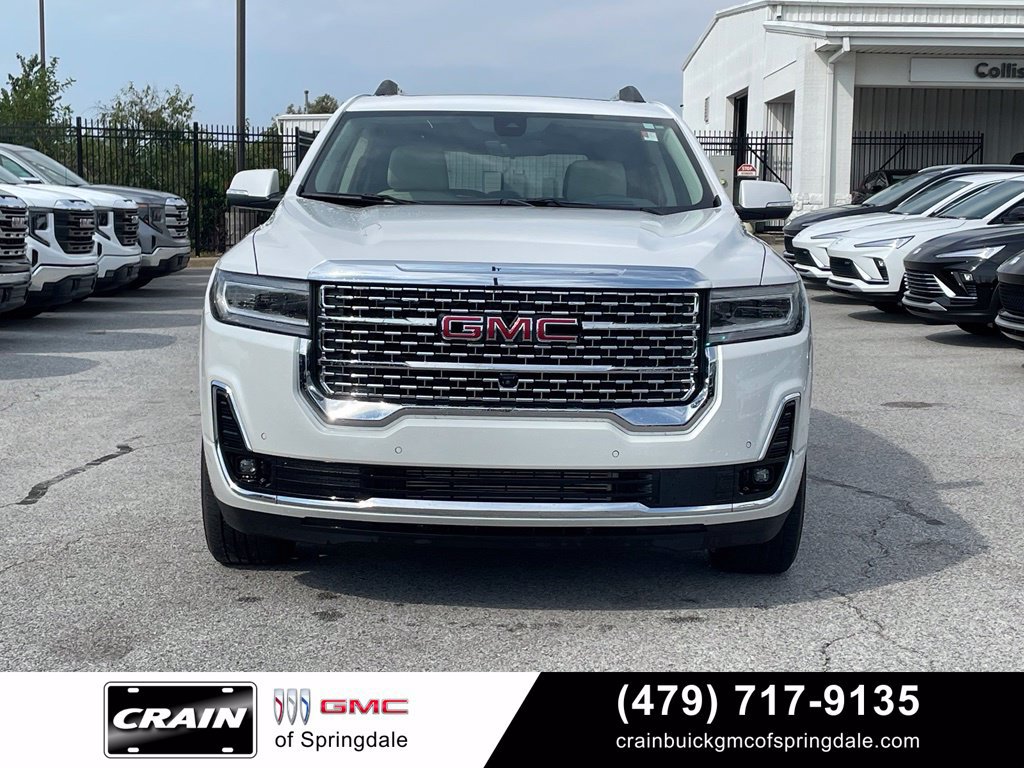 Used 2023 GMC Acadia Denali w/ Denali Ultimate Package FWD image 2