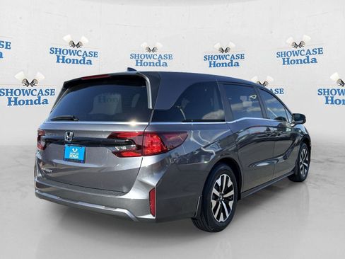 New 2026 Honda Odyssey EX-L image 3