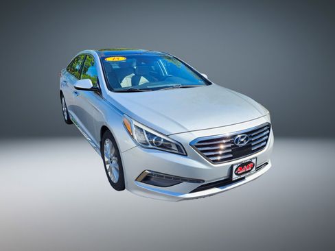 Used 2015 Hyundai Sonata Limited w/ Option Group 06 FWD image 1