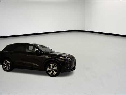 Used 2025 Porsche Macan image 51