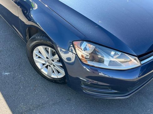 Used 2015 Volkswagen Golf S FWD image 2