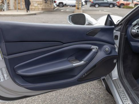 Used 2022 Ferrari F8 Tributo RWD image 54
