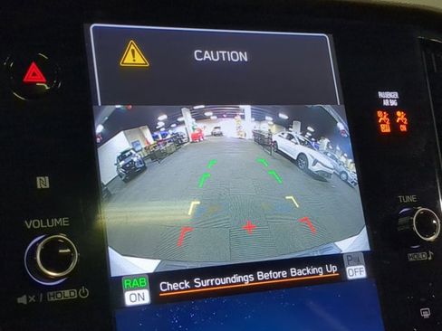 Used 2025 Subaru Outback Onyx Edition image 21