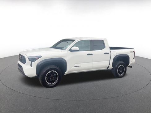 Used 2025 Toyota Tacoma TRD Off-Road image 8