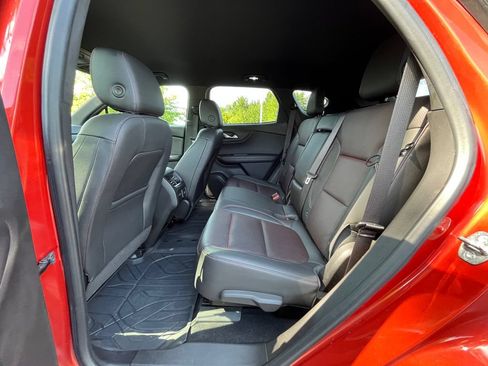 Certified 2021 Chevrolet Blazer RS w/ Enhanced Convenience Package FWD image 17