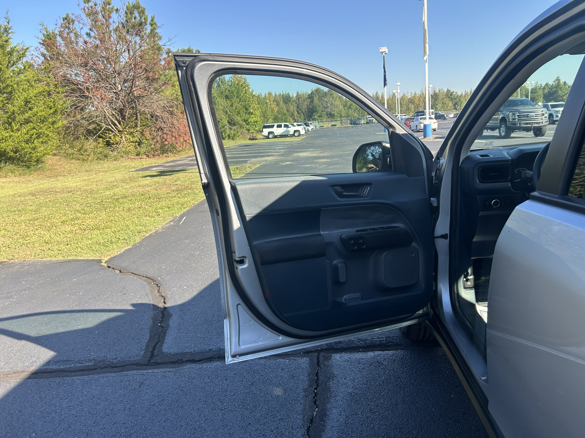 Used 2022 Ford Maverick XL FWD image 20