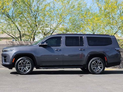 New 2026 Jeep Grand Wagoneer L 4WD w/ Premium Group I image 3
