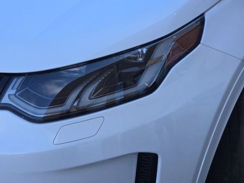 Used 2024 Land Rover Discovery Sport S image 30