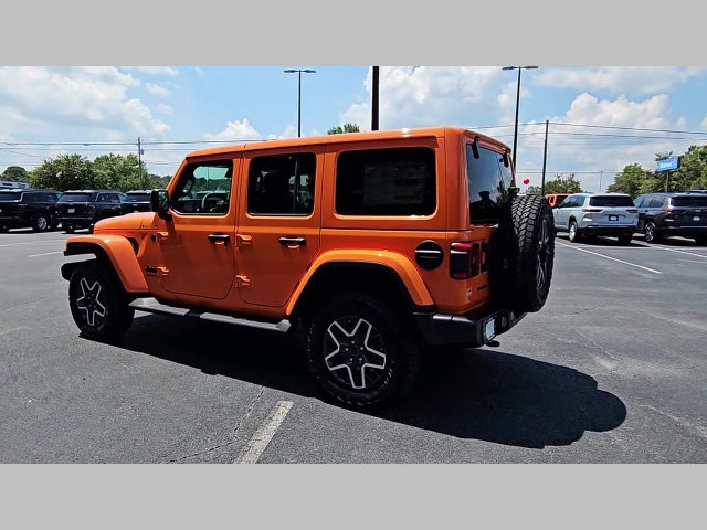 New 2025 Jeep Wrangler Unlimited Sahara AWD/4WD image 27