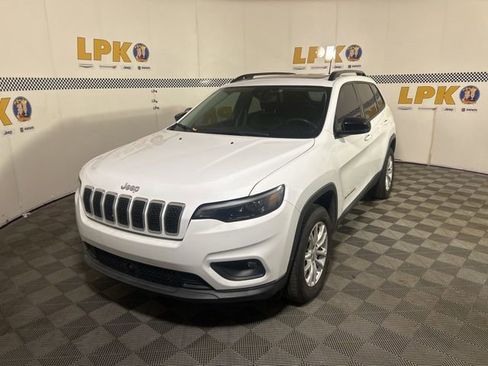 Used 2022 Jeep Cherokee Latitude Lux w/ Sun & Sound Group AWD/4WD image 12