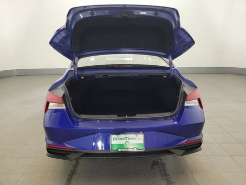 Used 2022 Hyundai Elantra SEL w/ Cargo Package image 29