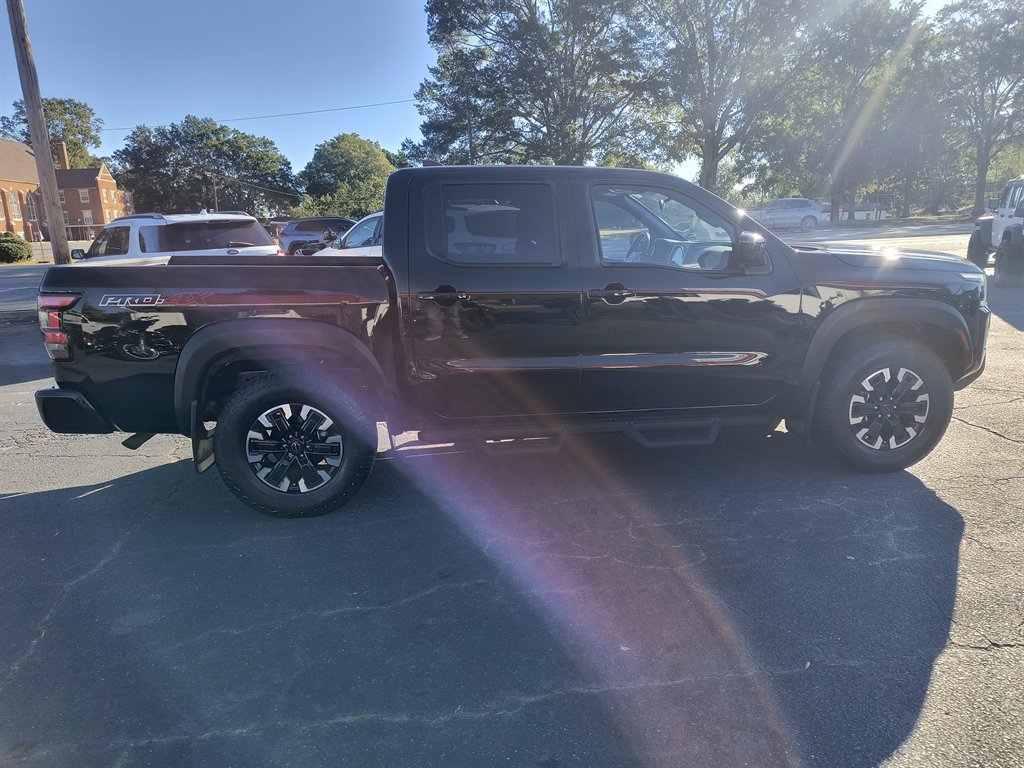 Used 2023 Nissan Frontier PRO-4X w/ Technology Package AWD/4WD image 6