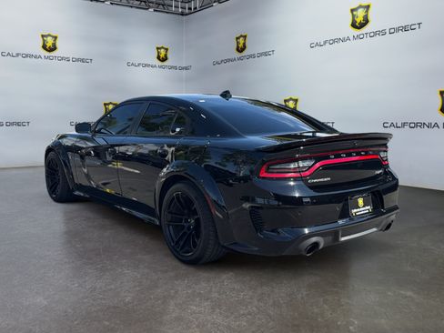 Used 2022 Dodge Charger SRT Hellcat w/ Harman/Kardon Audio Group RWD image 3