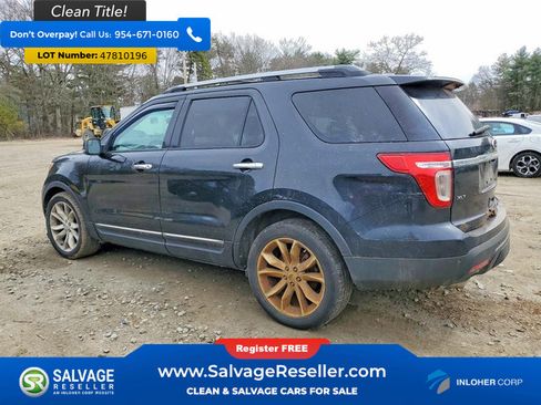 Used 2013 Ford Explorer XLT image 3
