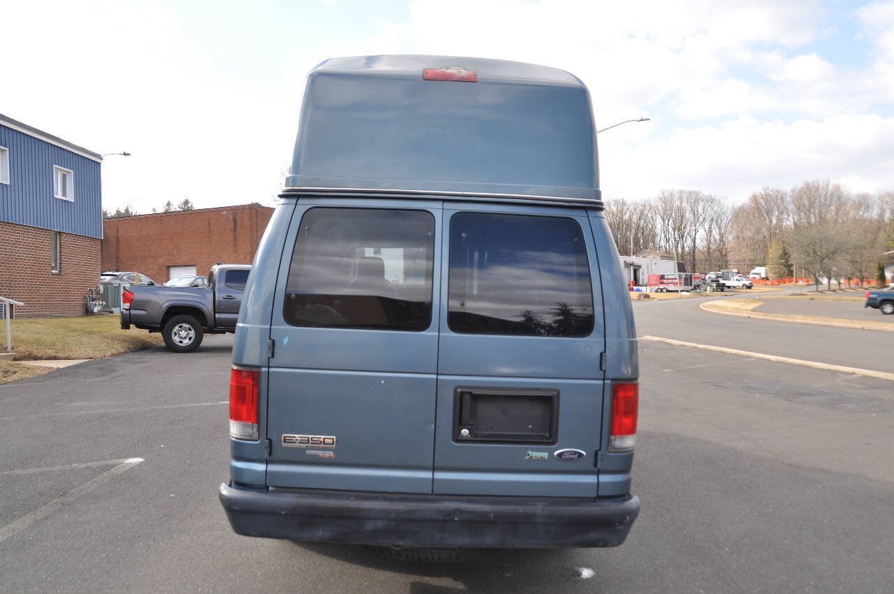 Used 2014 Ford E-350 and Econoline 350 Extended Super Duty w/ Power Group RWD image 12