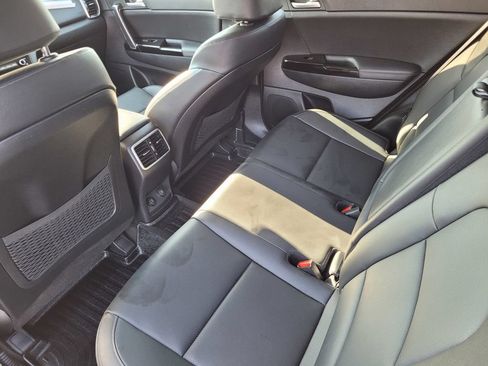 Used 2021 Kia Sportage EX FWD image 11