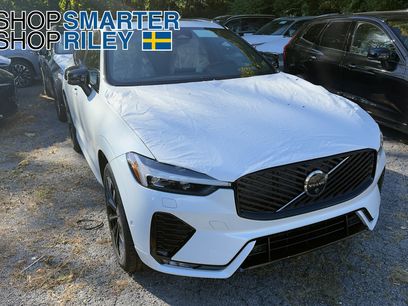 New 2026 Volvo XC60 B5 Plus w/ Protection Package Premier