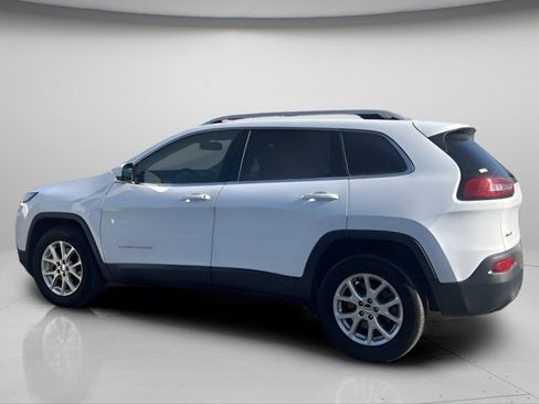 Used 2018 Jeep Cherokee Latitude image 6