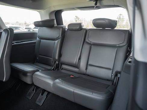 Used 2025 Ford Expedition Active image 46