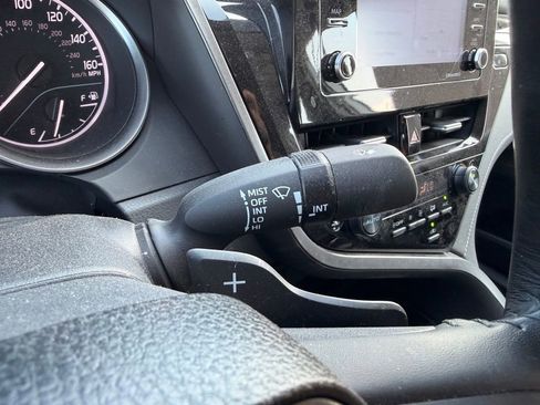 Used 2023 Toyota Camry SE w/ Convenience Package FWD image 13