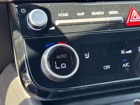 Certified 2026 Hyundai Santa Cruz SEL image 20