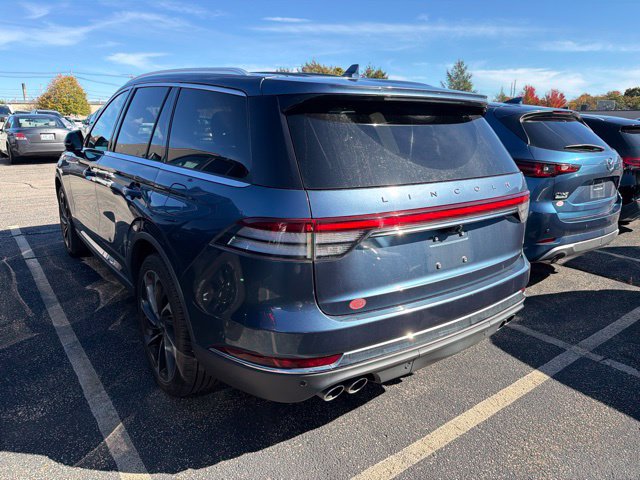 Used 2020 Lincoln Aviator Reserve w/ Equipment Group 202A AWD/4WD image 4