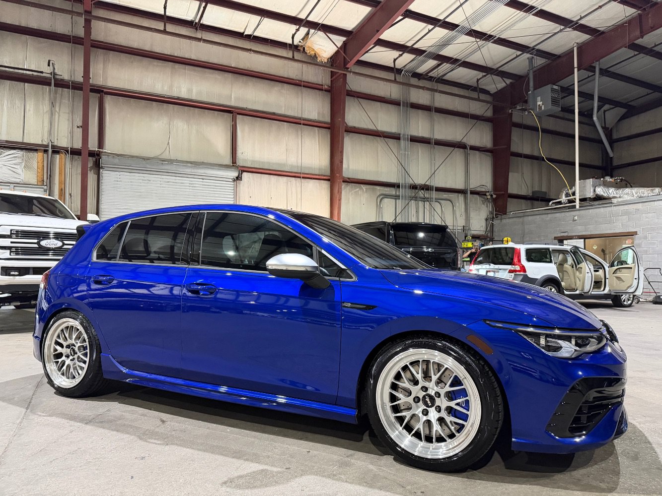 Used 2024 Volkswagen Golf R AWD/4WD image 3