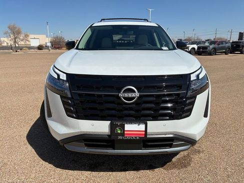 New 2026 Nissan Pathfinder SL w/ SL Premium Package image 9