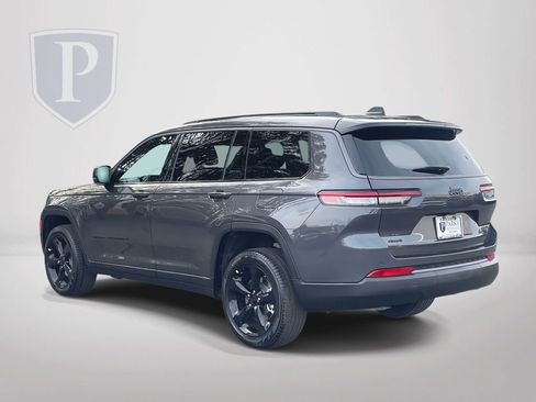 New 2026 Jeep Grand Cherokee L Limited w/ Limited Altitude Package AWD/4WD image 6