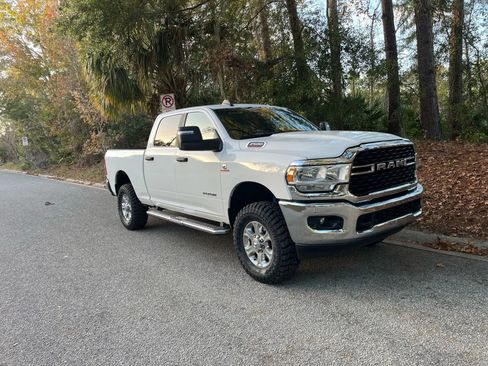Used 2024 RAM 2500 Big Horn w/ Off Road Package image 6