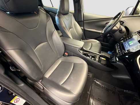 Used 2022 Toyota Prius XLE FWD image 15