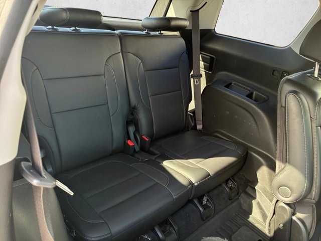 Certified 2020 GMC Acadia SLT FWD image 19
