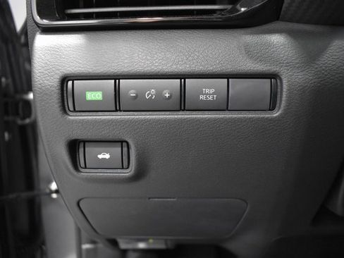 New 2025 Nissan Sentra SV w/ All-Weather Package image 17