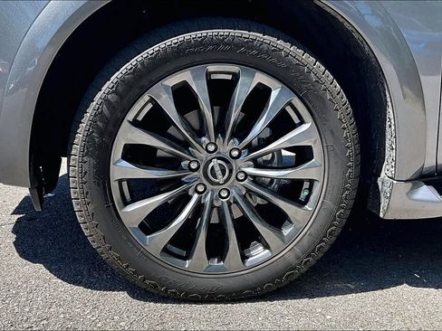 Used 2022 Nissan Armada Platinum w/ Captain's Chairs Package AWD/4WD image 11