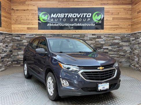 Used 2018 Chevrolet Equinox LS AWD/4WD image 3