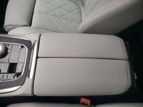 Used 2023 BMW X5 xDrive40i w/ Premium Package AWD/4WD image 26