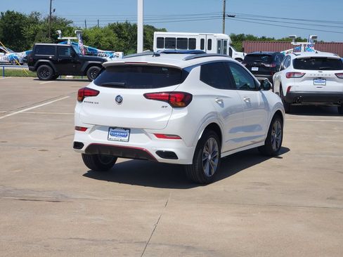 Used 2022 Buick Encore GX Select w/ Sport Touring Package FWD image 7