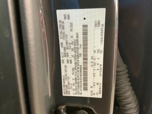Used 2017 Ford F150 XLT AWD/4WD image 38